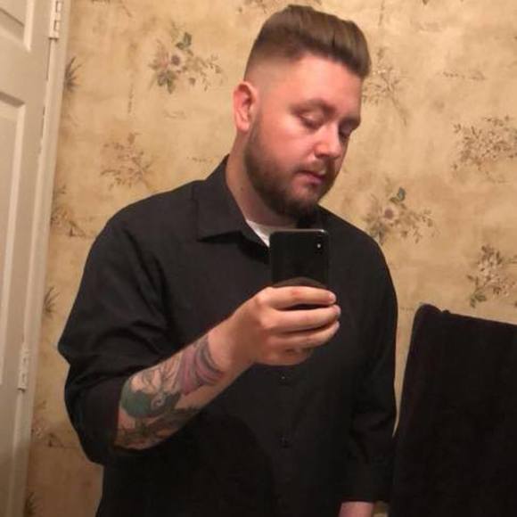 Meet your Posher, Matt - Picture 1 of 1